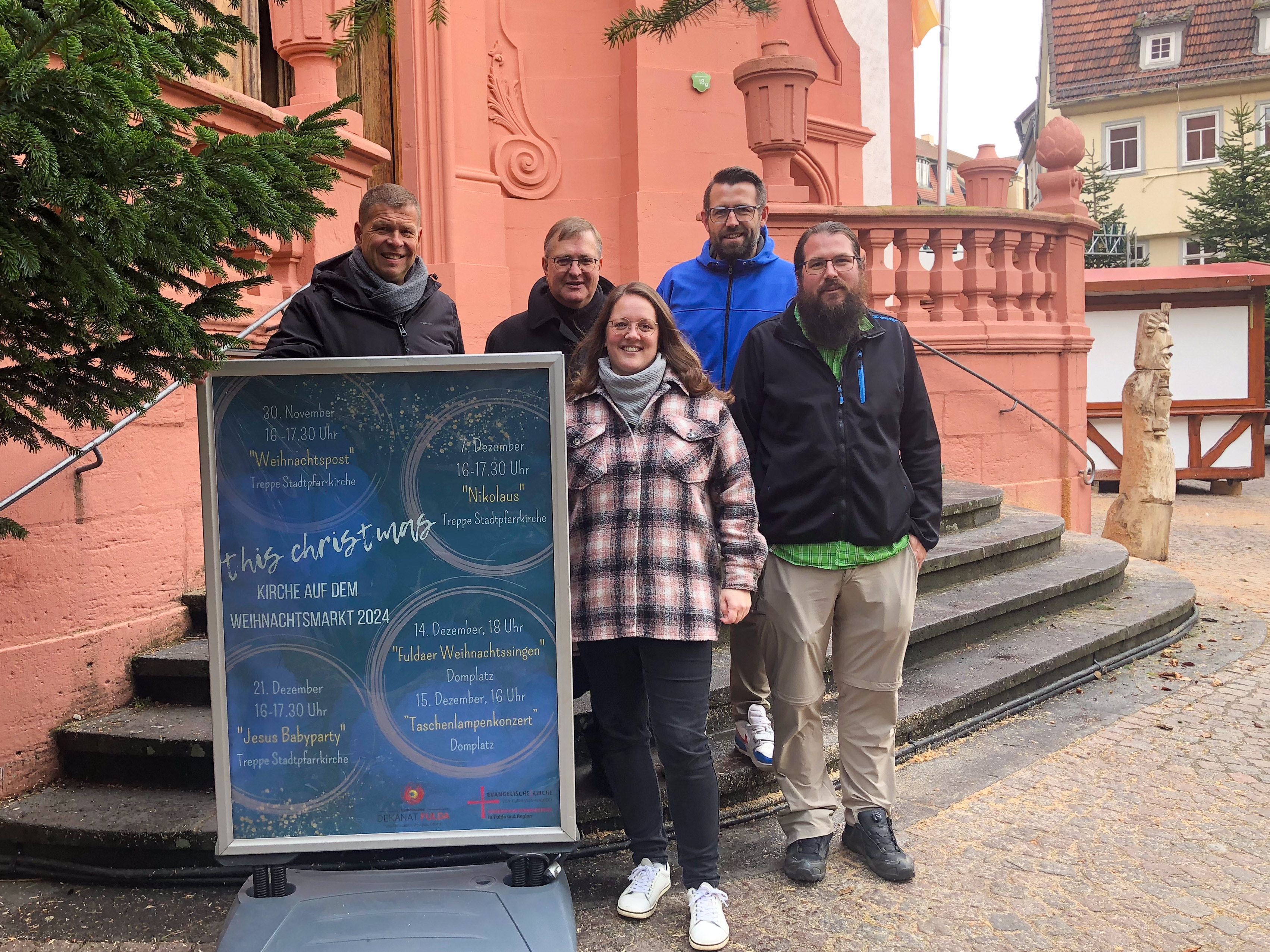 This Christmas - Berührende Momente der Kirchen auf dem Weihnachtsmarkt